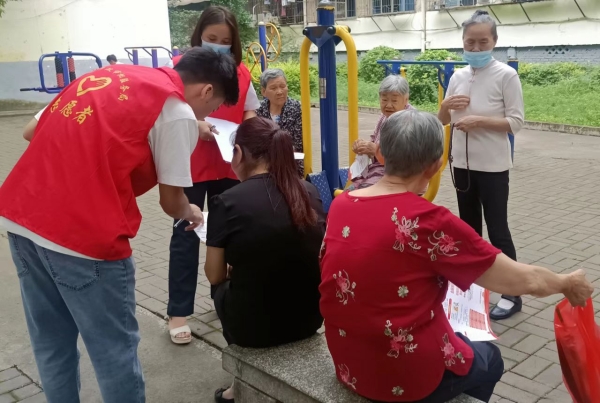 安全宣传进社区 服务群众零距离_邵阳头条网