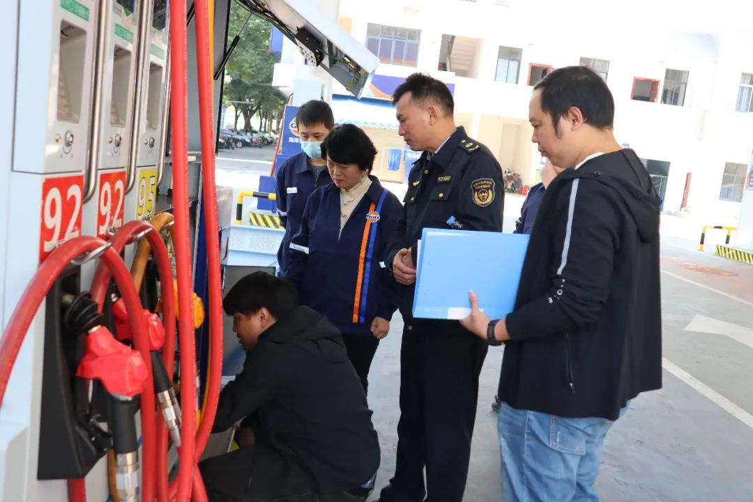 双清区开展油气污染防治执法检查专项行动_邵阳头条网