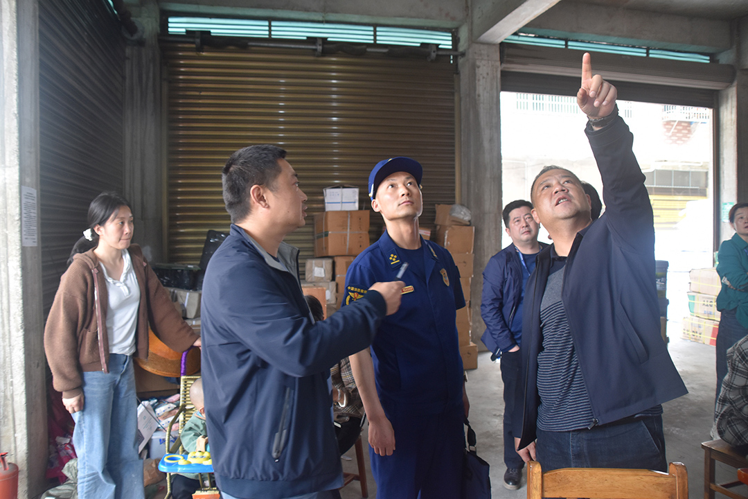 双清区消防救援大队联合多部门开展寄递物流场所消防安全专项检查_邵阳头条网