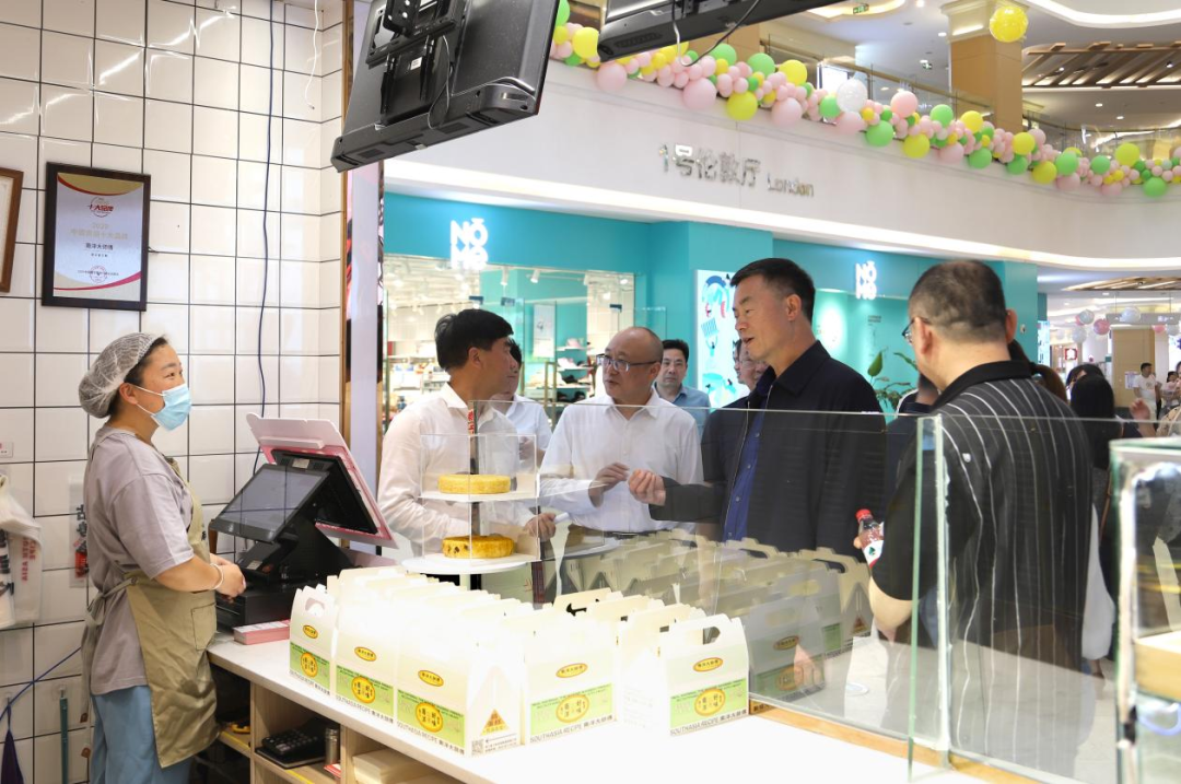 市人大执法检查组在双清区开展安全生产“一法一条例”执法检查_邵阳头条网