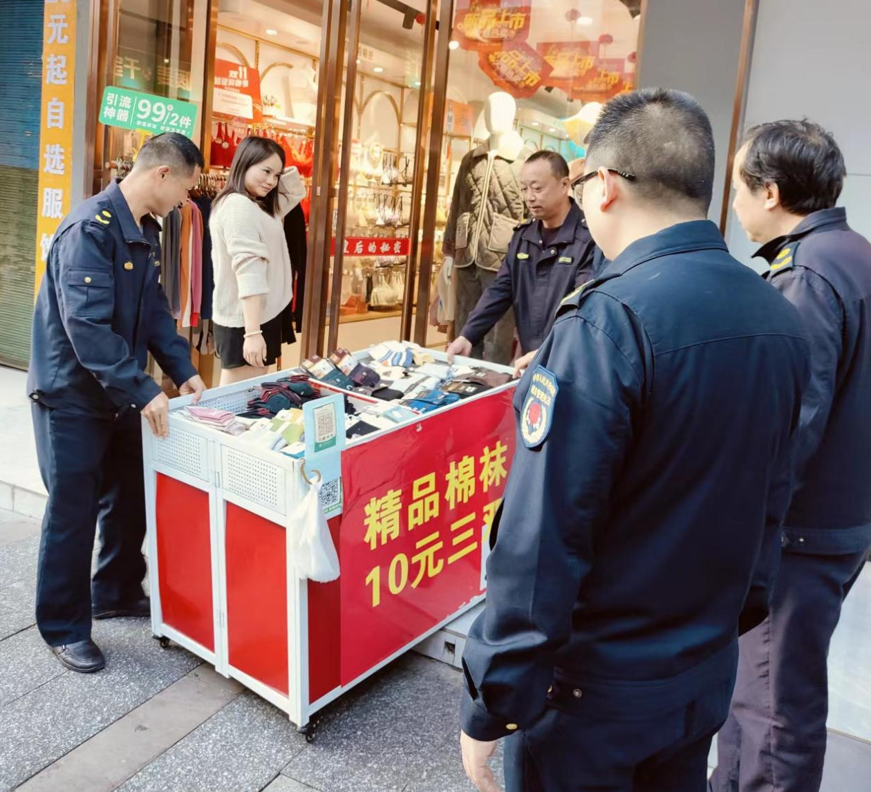 双清城管：整治市容秩序 提升城市“颜值”_邵阳头条网
