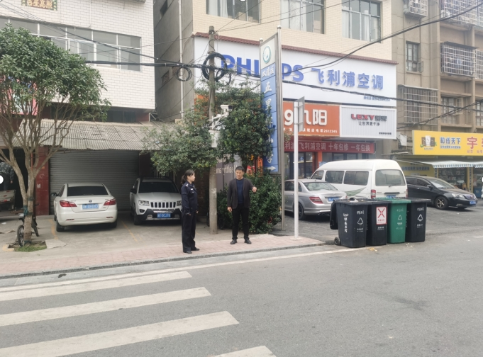 双清交警：保障校园周边交通安全 优化营商环境_邵阳头条网