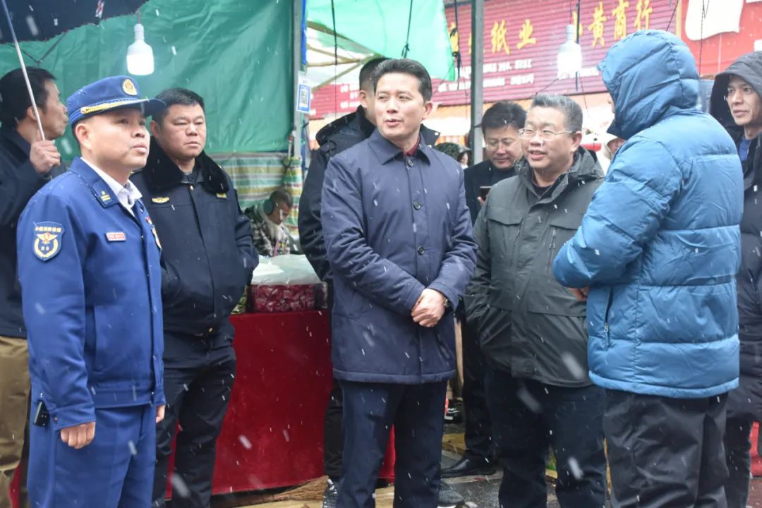 区领导带队深入重点行业场所开展岁末年初消防安全检查_邵阳头条网