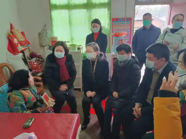 钟斌到双清区走访慰问困难妇女_邵阳头条网