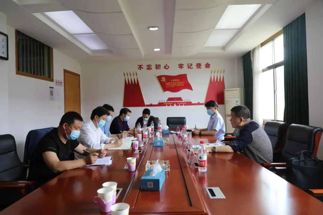 区委书记曾秦伟，区委副书记、区长江韬调度房屋安全专项整治工作_邵阳头条网