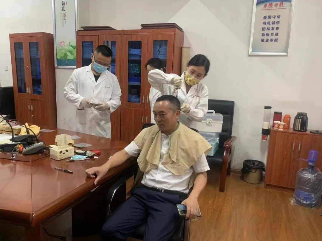 “亮剪”!双清区全面开展公职人员毛发检测，坚决筑牢禁毒防线_邵阳头条网