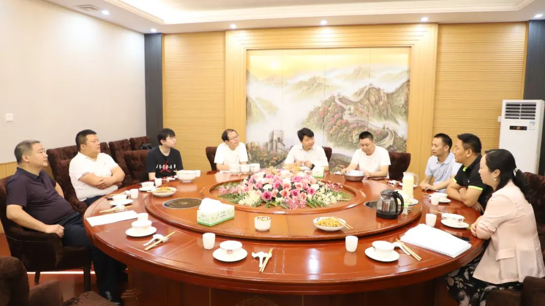 双清区|“早餐会”搭起“政企”连心桥_邵阳头条网