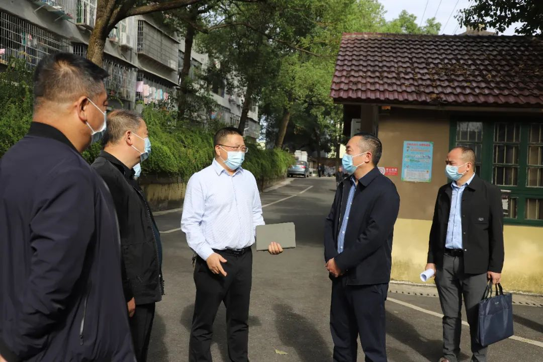 区委书记赵逢春率队到联点学校走访调研_邵阳头条网