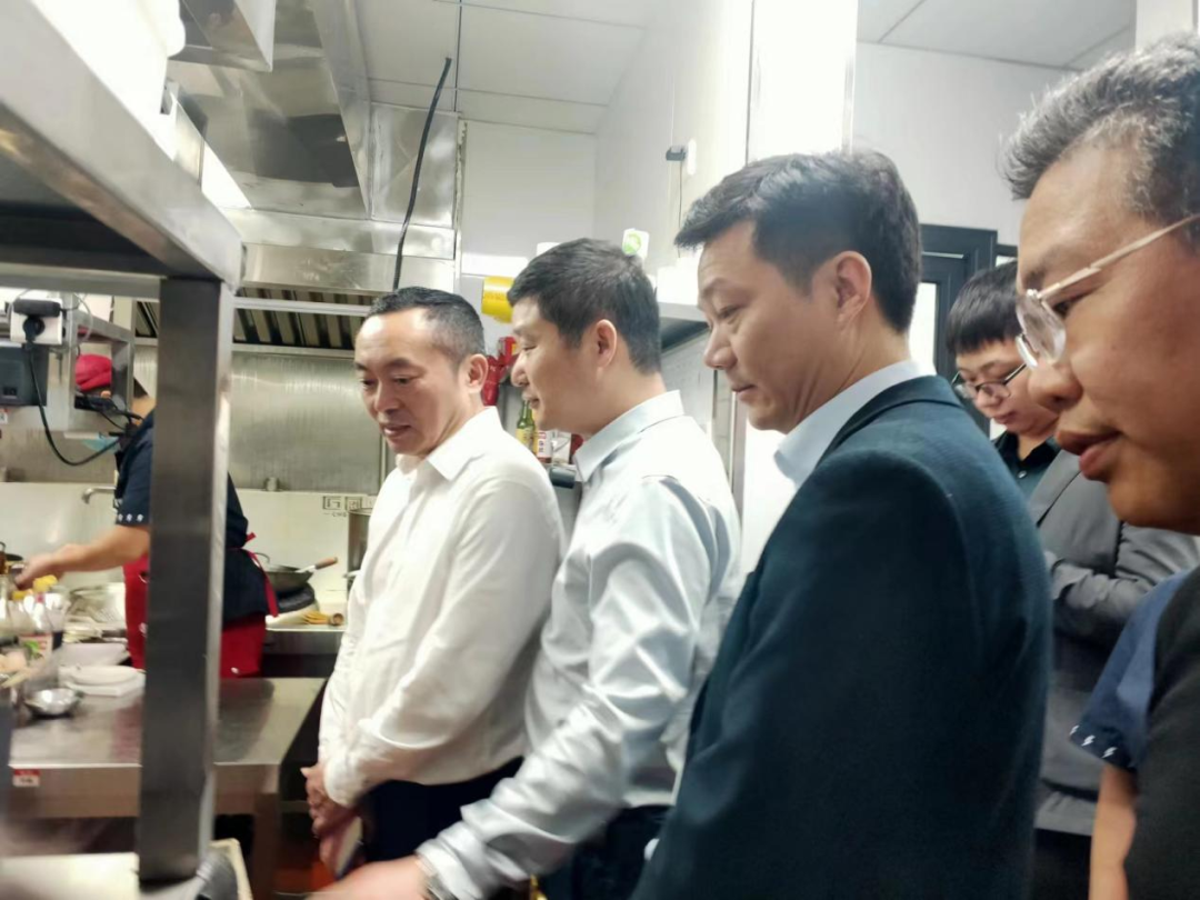 区委书记赵逢春:落实“两个责任”督导,确保“舌尖上的安全”_邵阳头条网