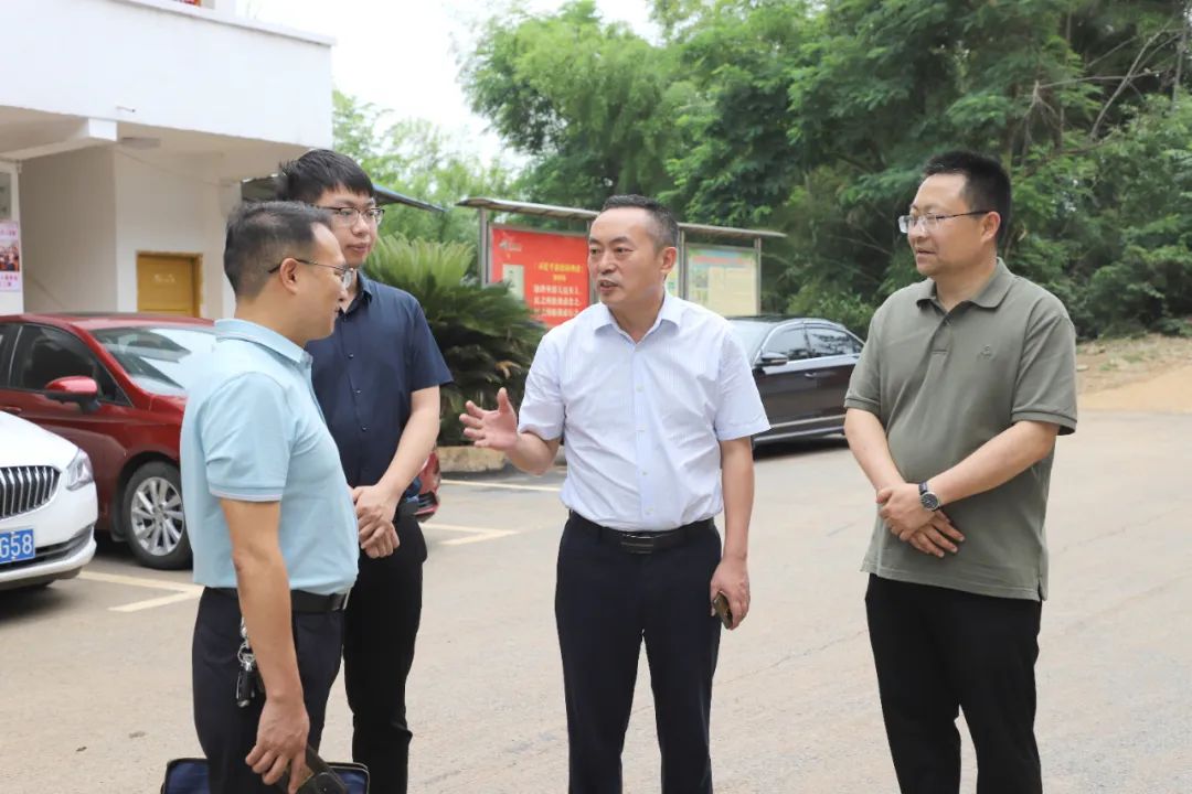 一鼓作气、全力攻坚，双清区委书记赵逢春督导检查创文工作_邵阳头条网