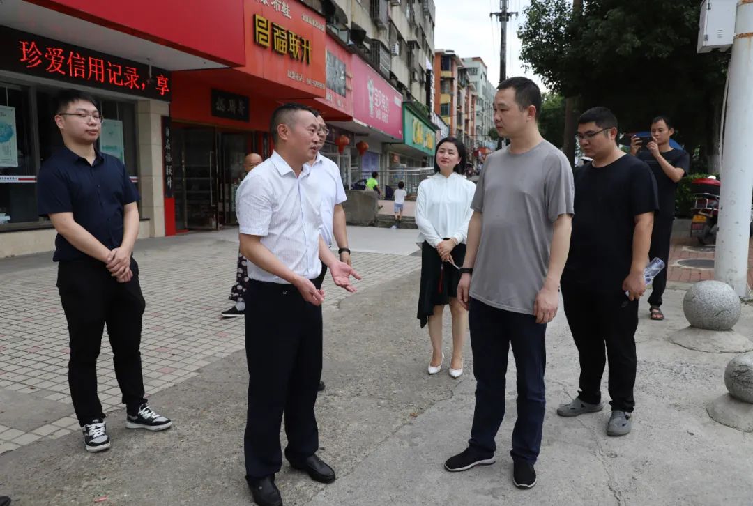 创文进行时丨区委书记赵逢春到龙须塘街道督导创文工作_邵阳头条网