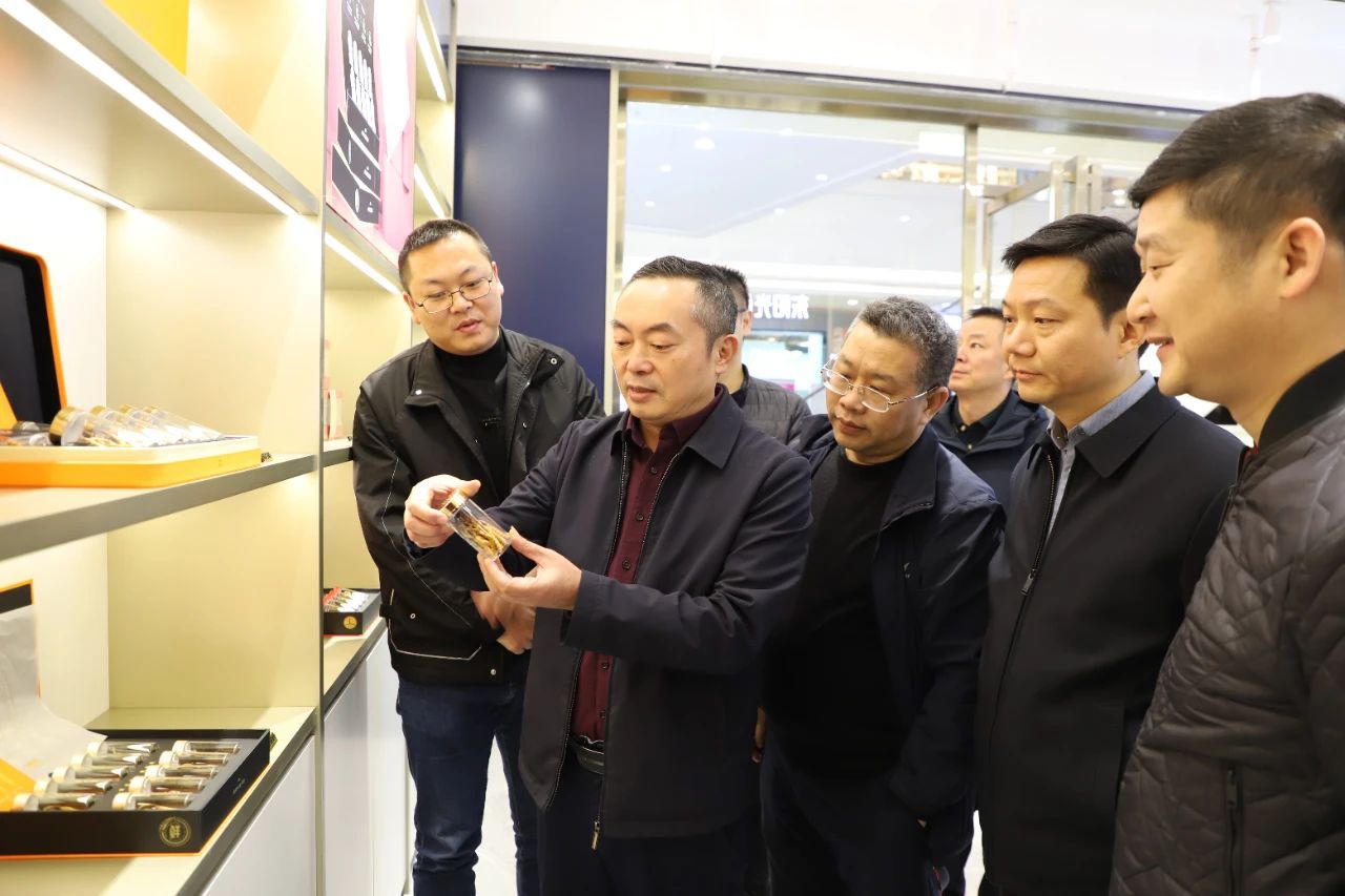 双清区开展食品安全第四季度“两个责任”包保督导 守护群众“舌尖上的安全”_邵阳头条网
