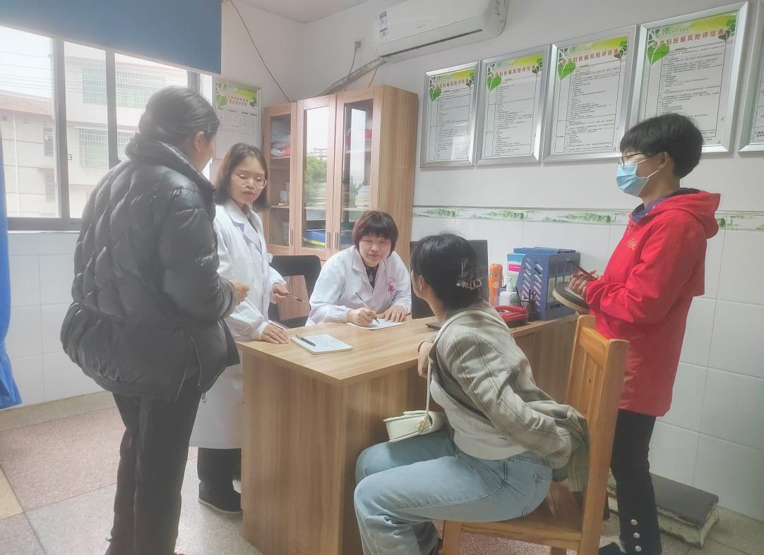 邵阳市妇幼保健院联合高崇山镇中心卫生院开展义诊活动_邵阳头条网