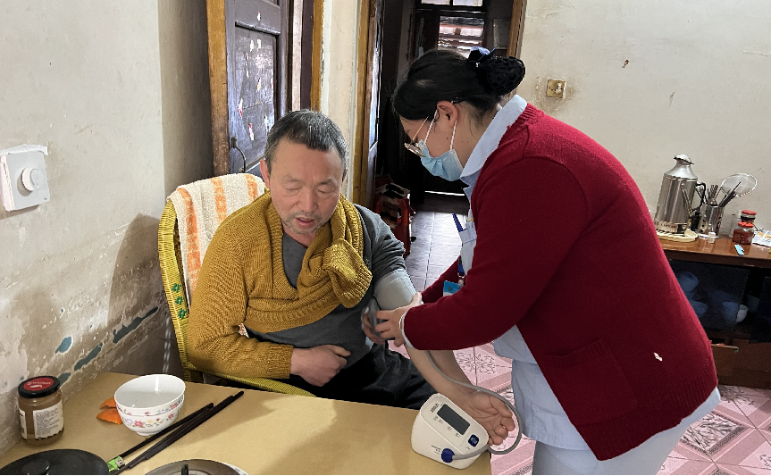 棕树岭社区新时代文明实践站开展 “健康进小家 义诊暖人心”志愿服务活动_邵阳头条网