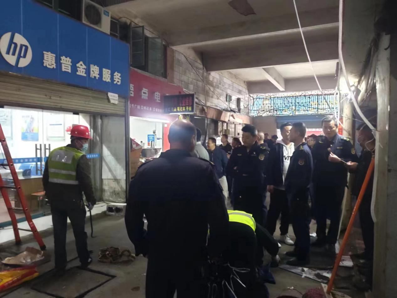 桥头街道:拆除违法建设 整治火灾隐患_邵阳头条网