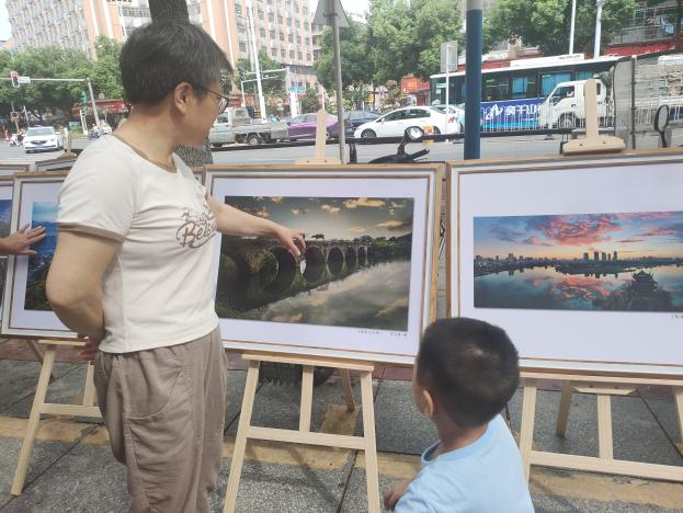 石桥街道举办“人文宝庆·美丽双清”摄影展_邵阳头条网