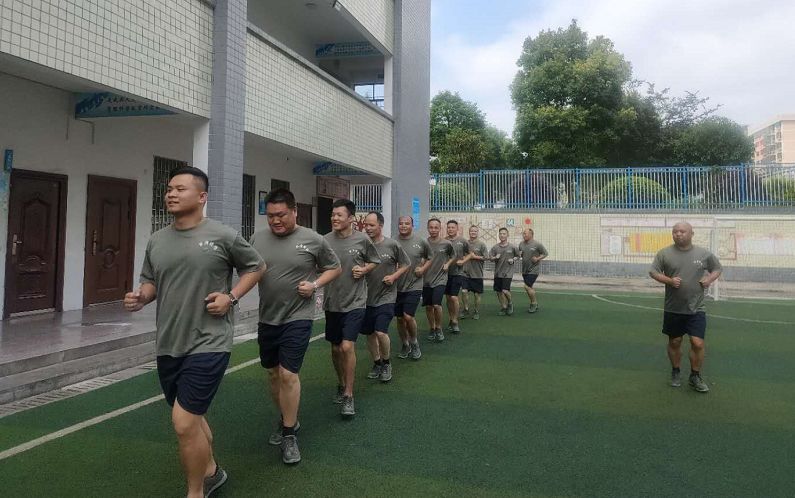 双清区应急救援大队举行集中专业培训(图1)