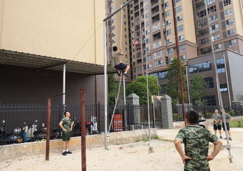 双清区应急救援大队举行集中专业培训(图2)