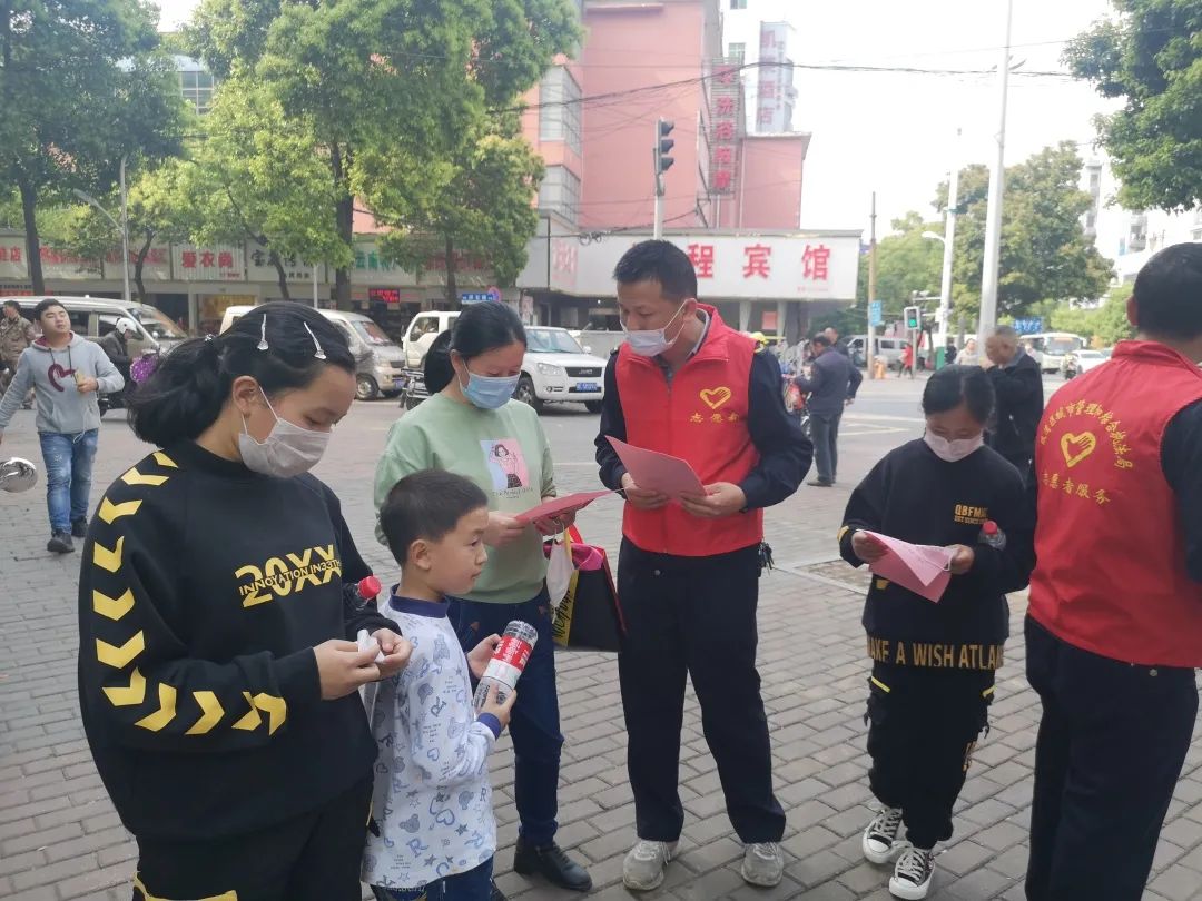 双清区城管局“组合拳”助力企业复工复产(图1)