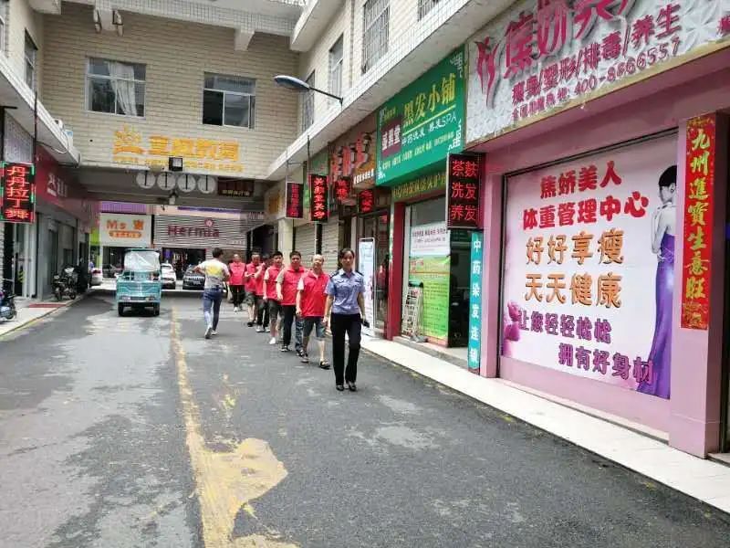 双清区400 “宝庆大叔”开展联防联控(图2)