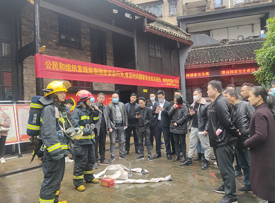 开展消防演练 筑牢安全防线(图2)