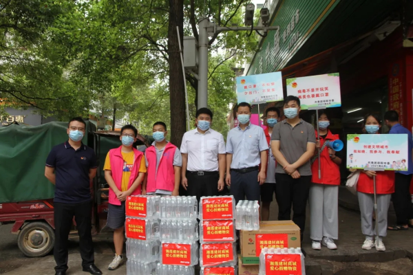 责任在肩，战疫有我 ——双清区政协人积极参与疫情防控(图2)