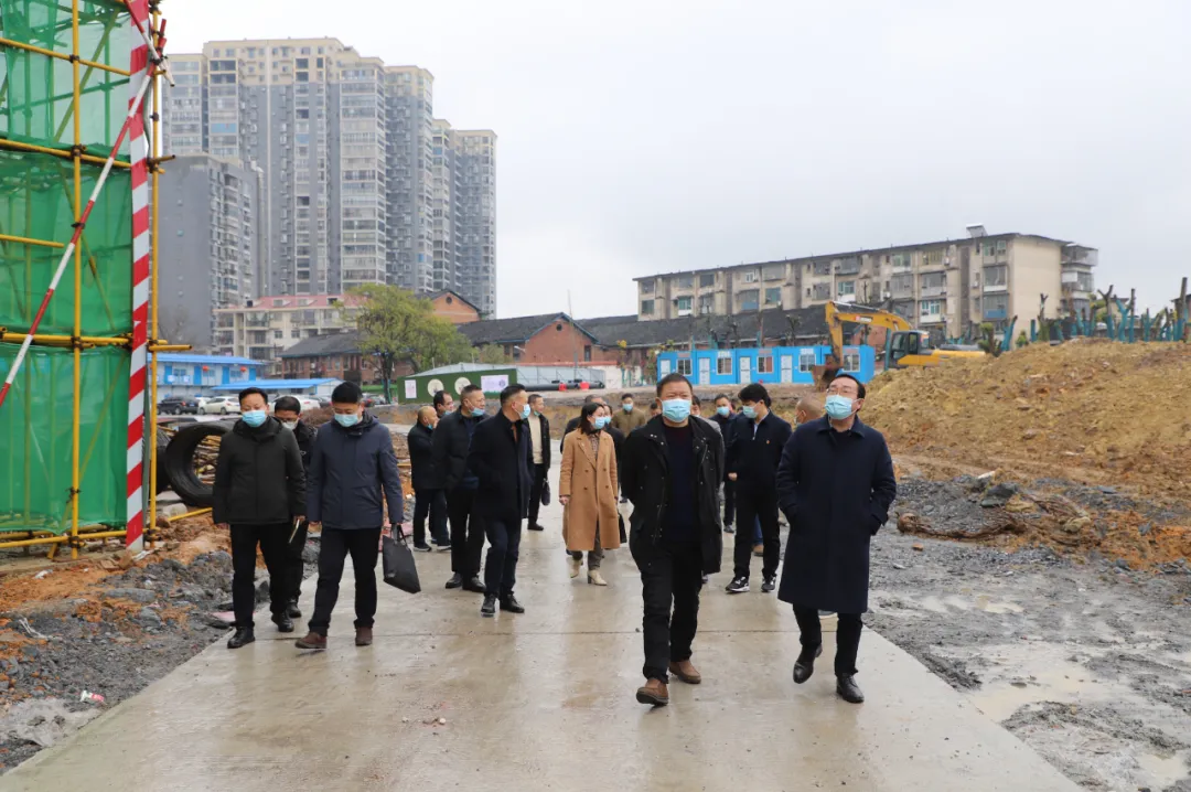 双清区调研重点企业生产和项目建设工作(图2)