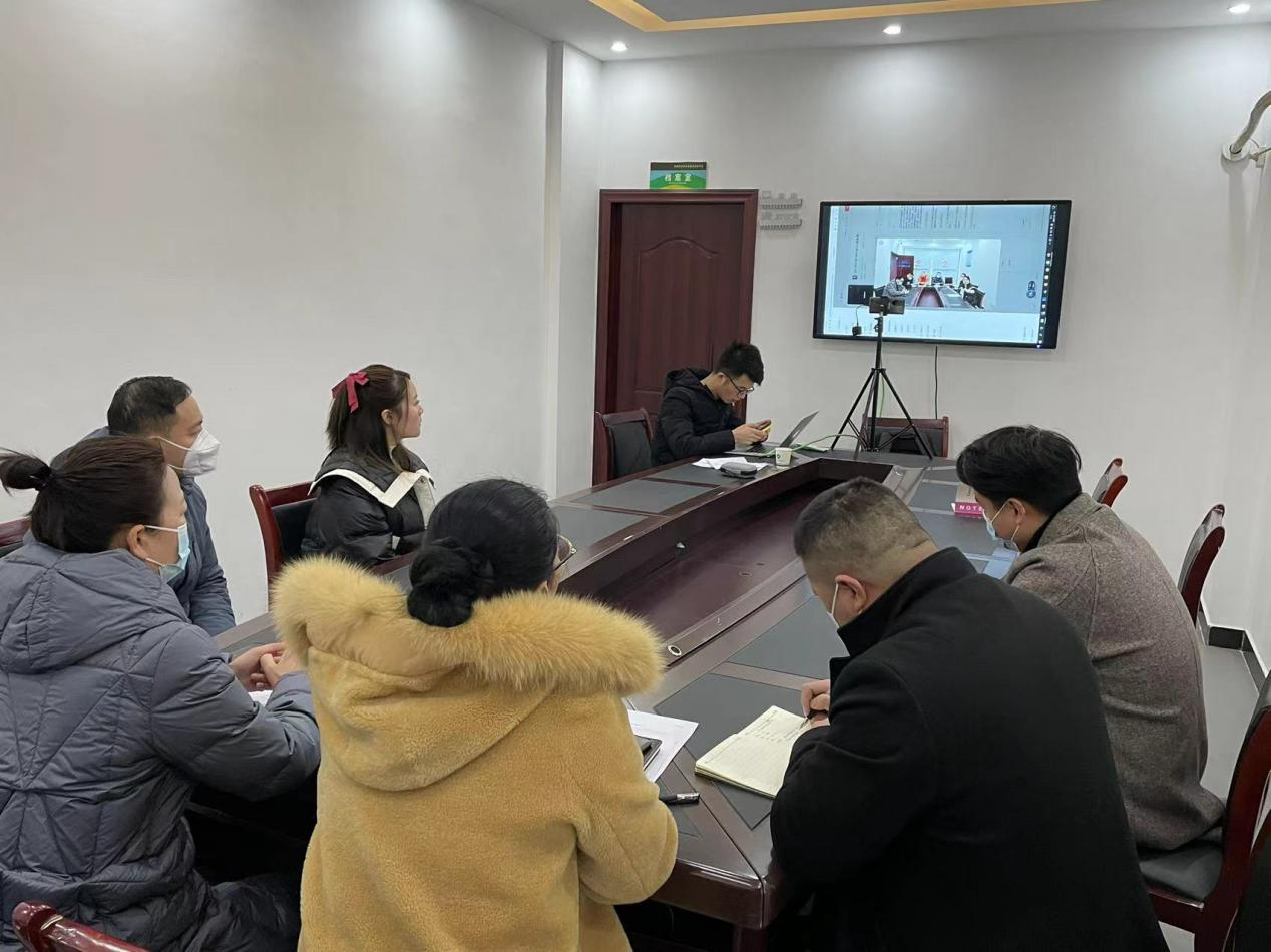 双清区民政局筑牢养老机构安全生产和疫情防控“双防线”(图1)