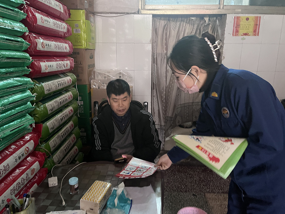 双清消防：开展元宵节前消防安全宣传(图1)
