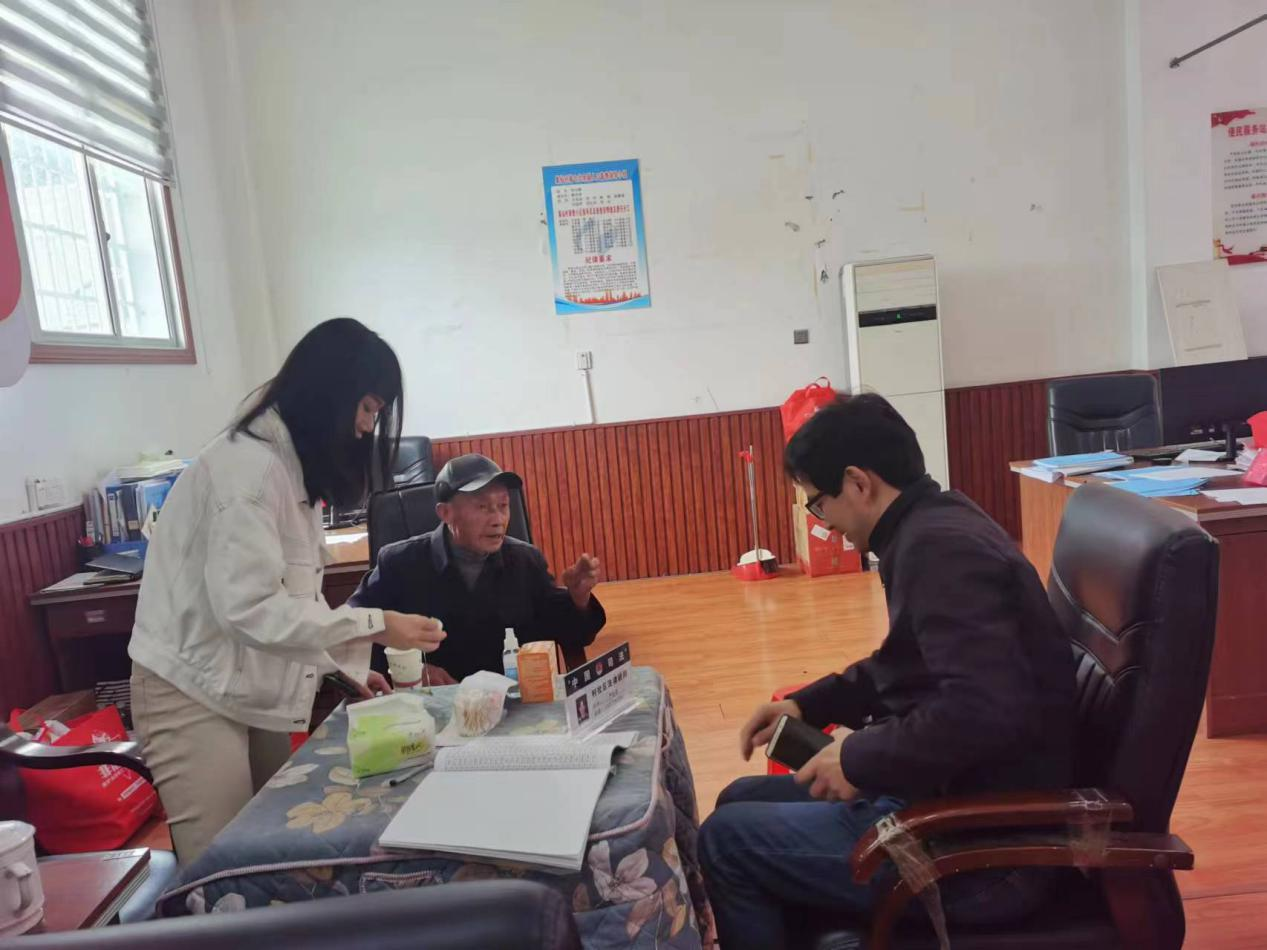 双清区司法局：火车站乡司法所开展“走基层、惠民生”法律服务主题活动(图1)