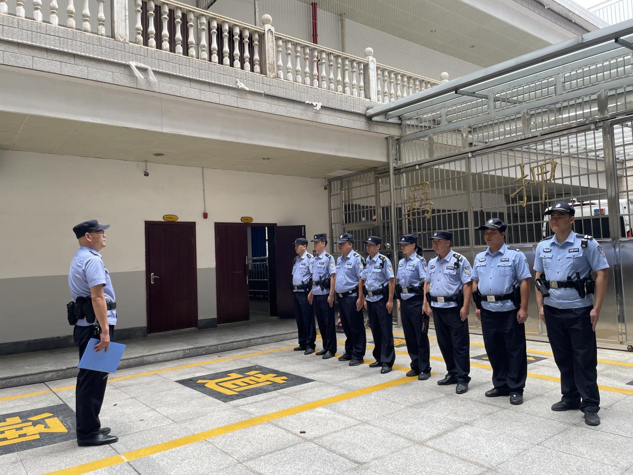 双清法院法警大队开展夏季大练兵活动(图1)