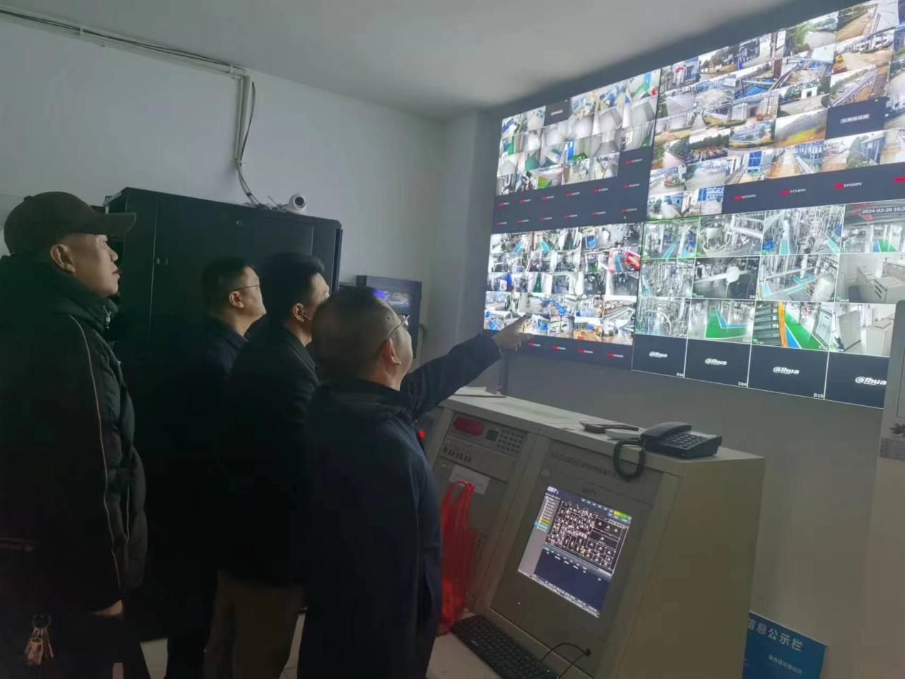 双清区深入开展春节后危化企业复工复产安全大检查(图1)