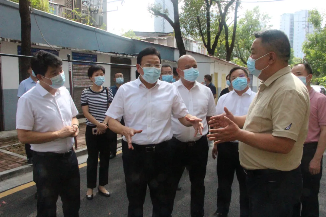 代市长华学健到双清区调研并督导创文工作(图1)