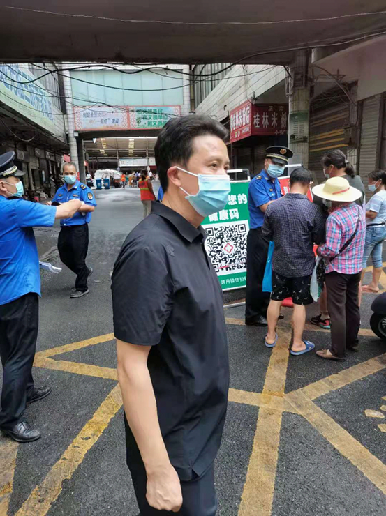 下沉一线督导疫情防控和安全生产工作(图1)