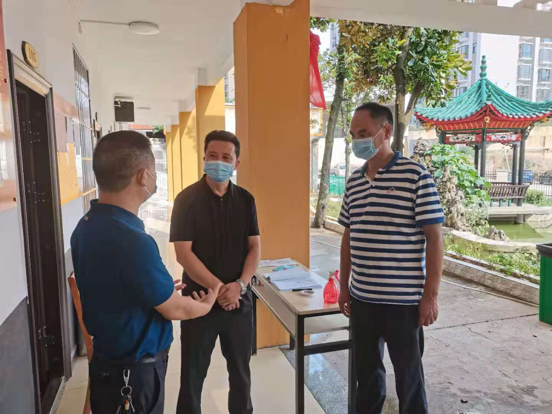 下沉一线督导疫情防控和安全生产工作(图3)