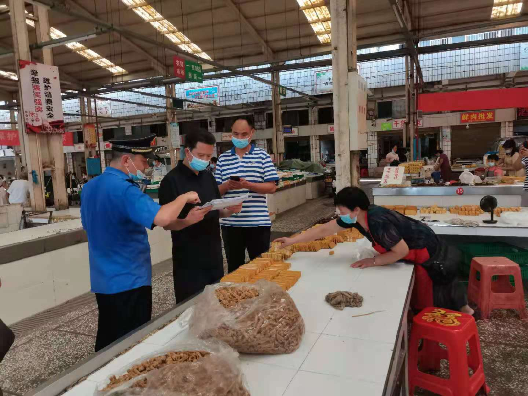 下沉一线督导疫情防控和安全生产工作(图2)