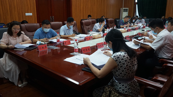 双清区委常委会第34次会议专题调度创文工作(图2)