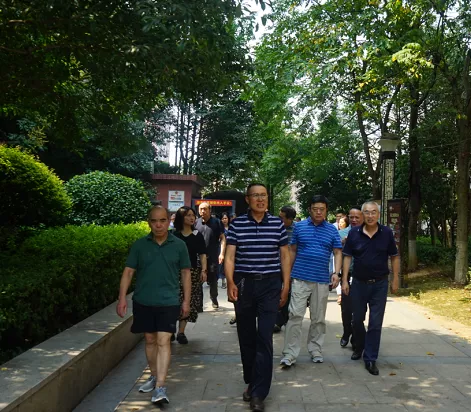 如何破解物业管理与社区治理融合发展难题？市人大常委会调研组这样说(图1)