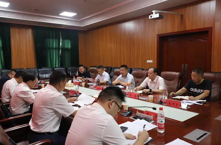 李志雄到双清调研信访维稳工作(图2)