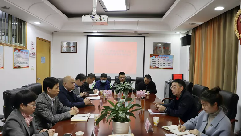 刘永德赴双清区开展学习贯彻中央人大工作会议精神宣讲(图1)
