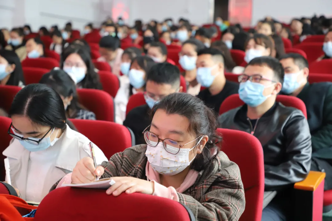 凝“新”聚力，起航未来 ：双清区开展2021年新进教师岗前培训(图4)