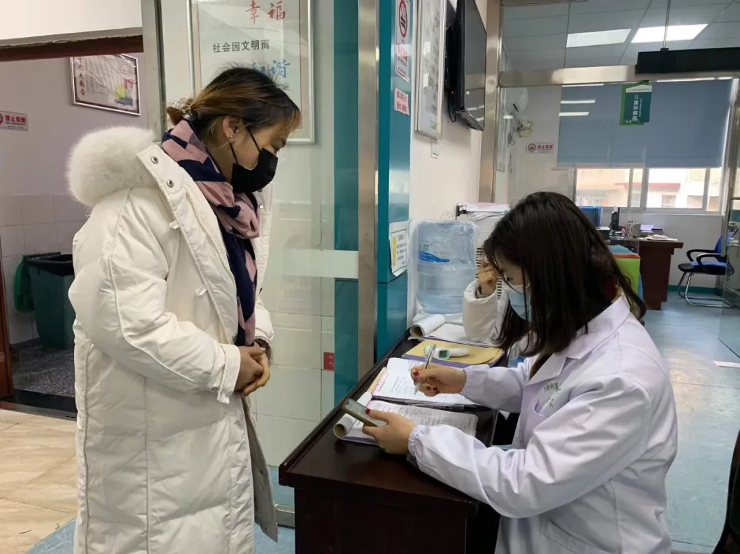 双清区委书记曾秦伟接种疫苗“加强针”，要求既有“速度”更有“温度”(图2)