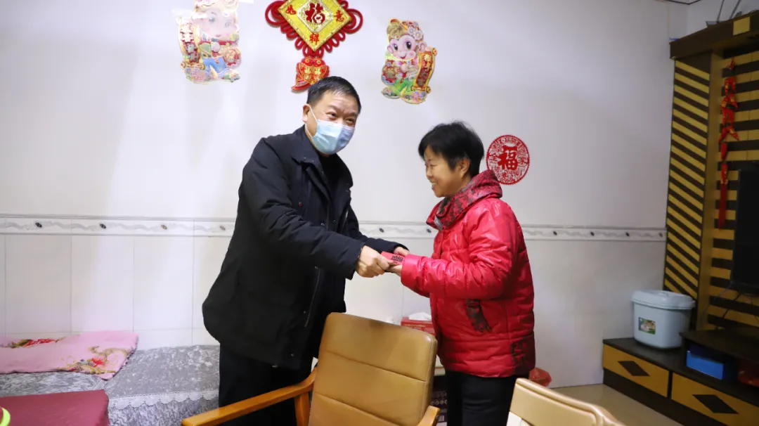 双清区领导开展春节前走访慰问活动(图2)