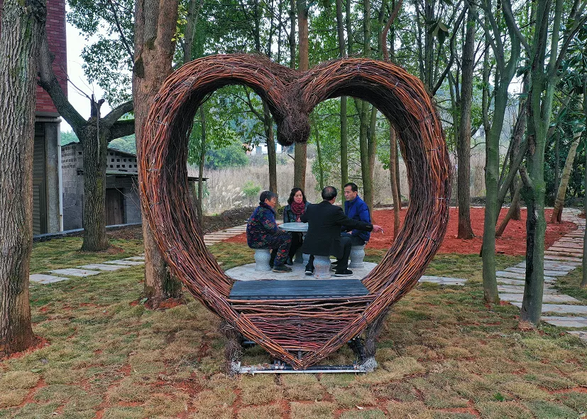 “城市后花园”要这么建 曾秦伟到莲荷村调研指导乡村振兴示范创建工作(图3)