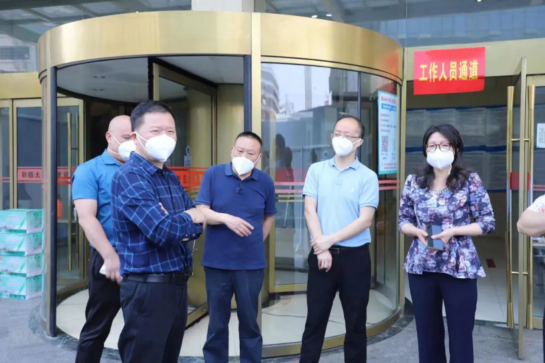 曾秦伟督导检查疫情防控、复工复产和居民自建房安全隐患排查整治等工作(图5)