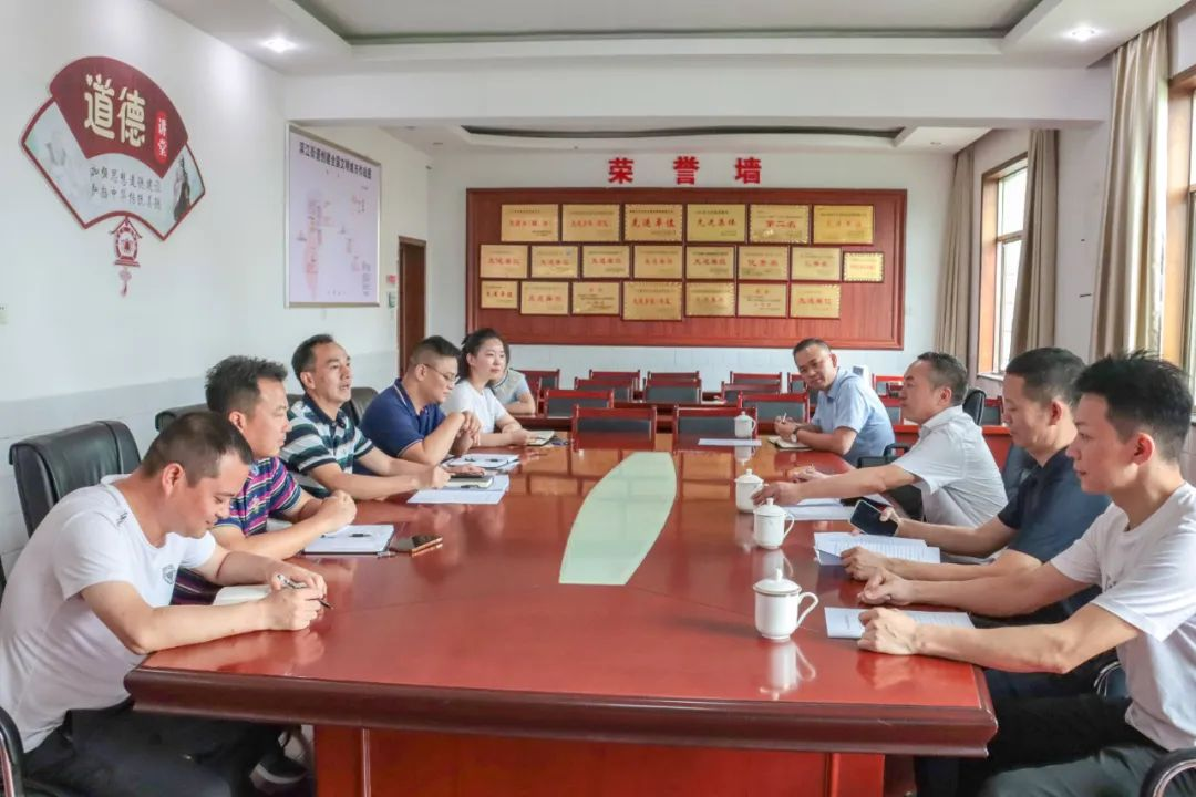 区委书记赵逢春督导危化企业安全生产工作(图3)