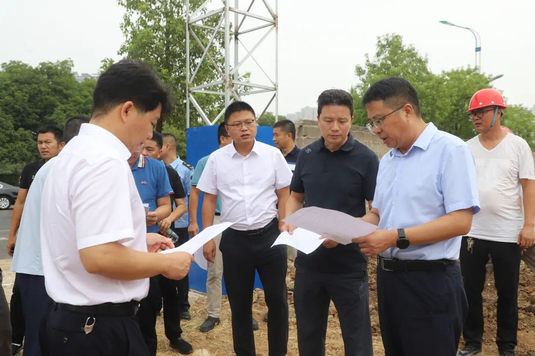 沈志定调研城市债券项目建设、督导创文工作(图1)