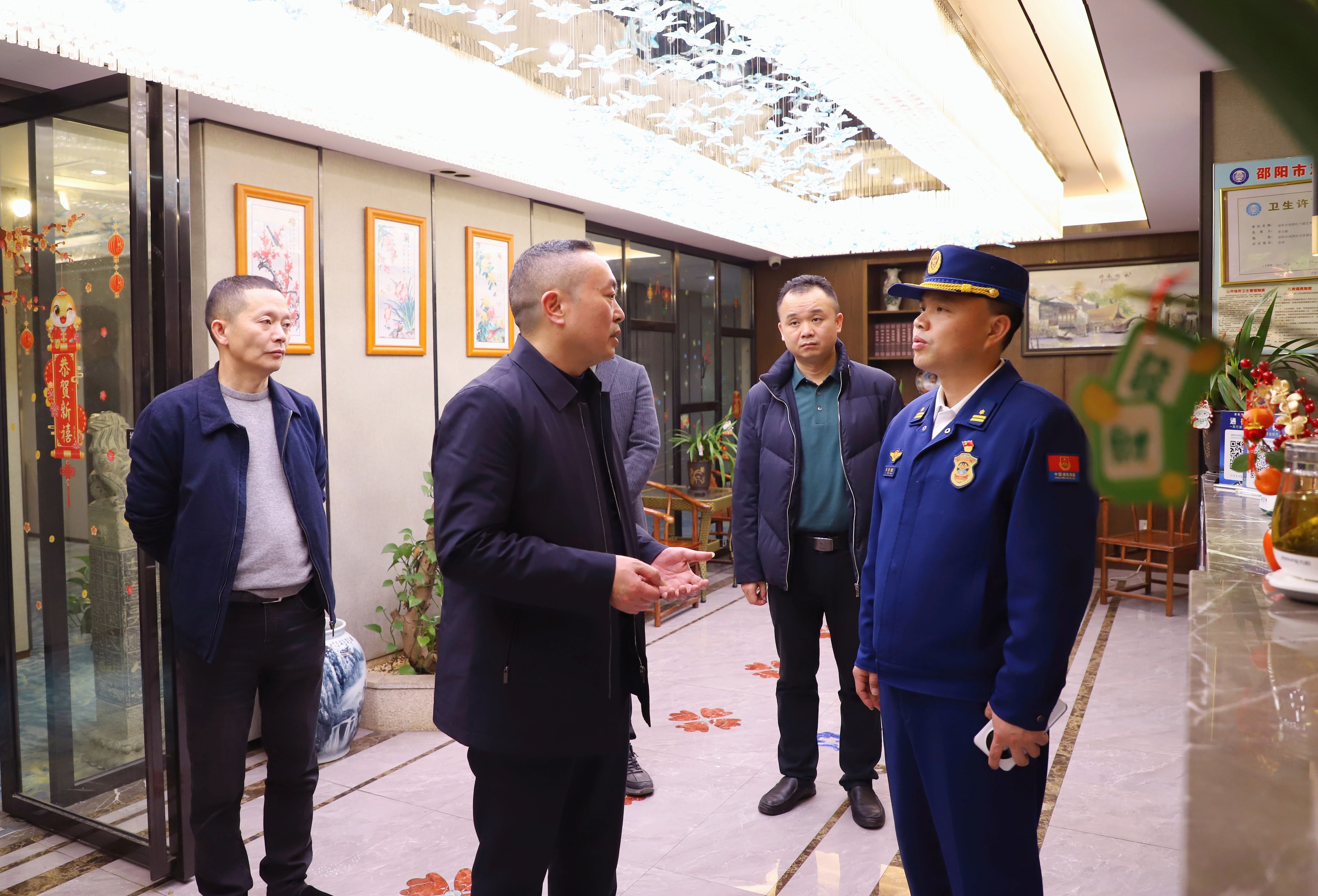 区委书记赵逢春带队督查安全生产工作(图3)