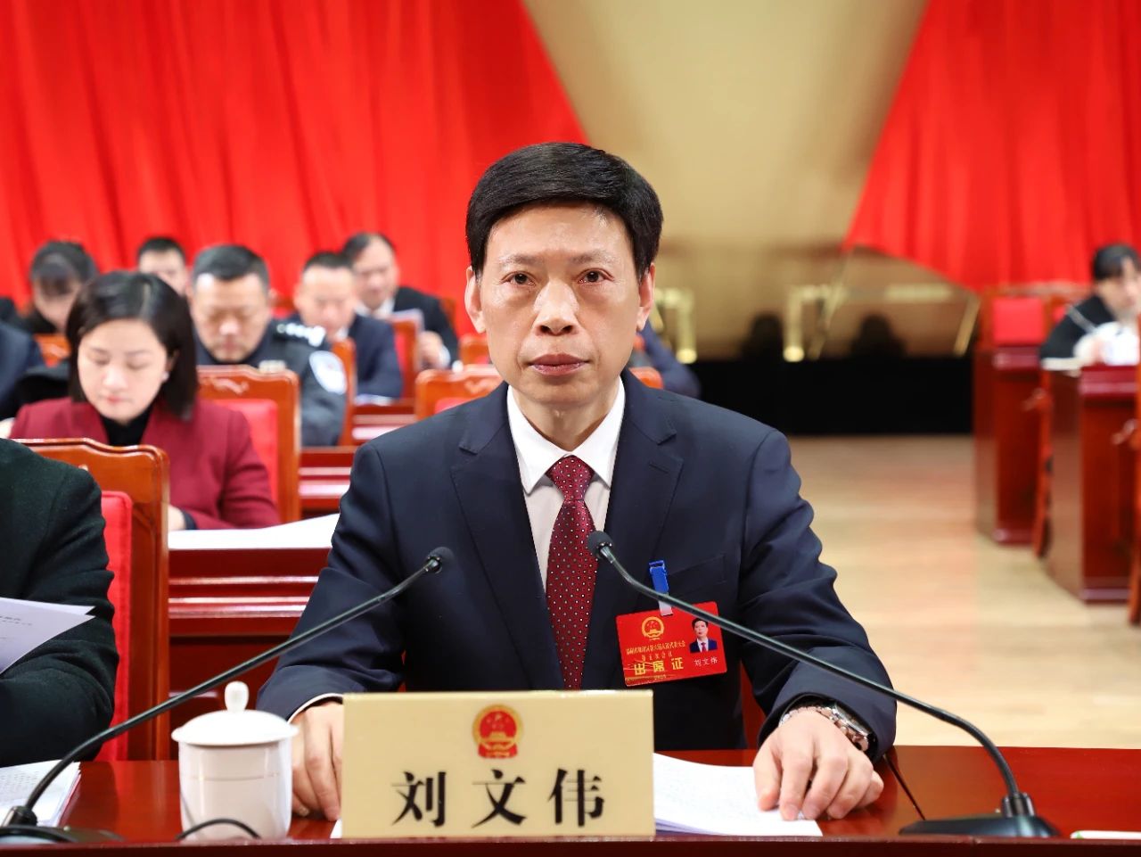 邵阳市双清区第六届人民代表大会第五次会议开幕(图3)