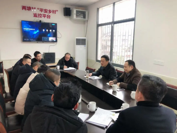 吴劲松到渡头桥镇督导村（社区）“两委”换届选举工作(图1)